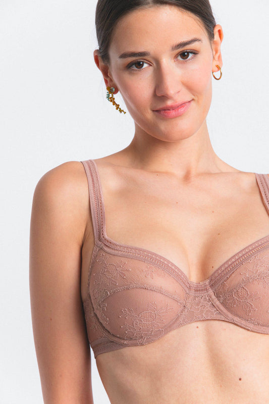 MISS LEJABY : Praline underwired bra in lace