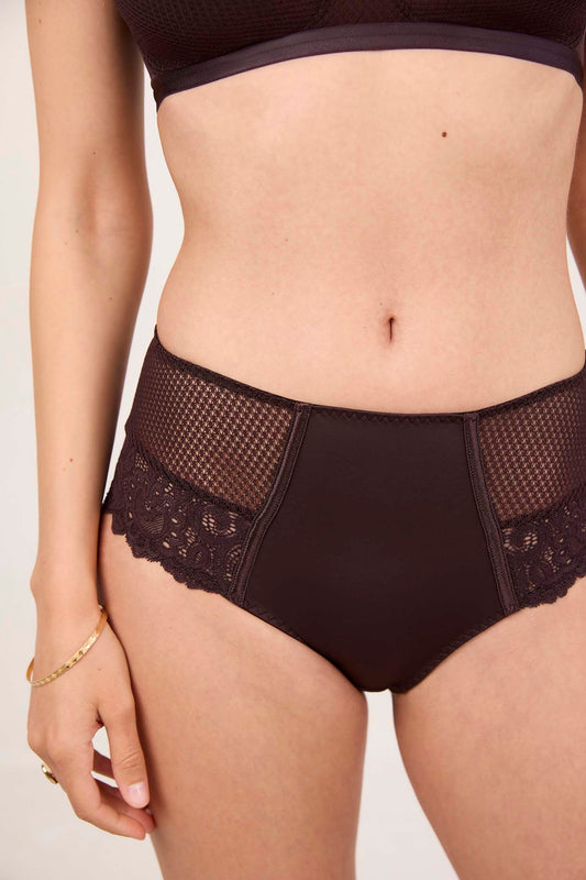 GABY : Culotte haute marron en dentelle