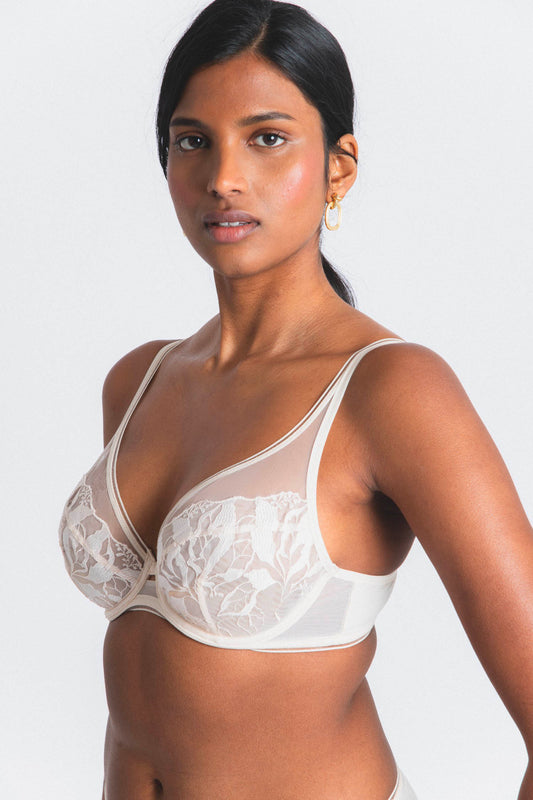 SIN : Soutien-gorge lys avec armatures grande taille en broderie
