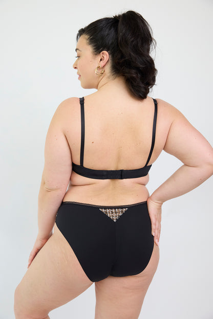 BACK IN BLACK