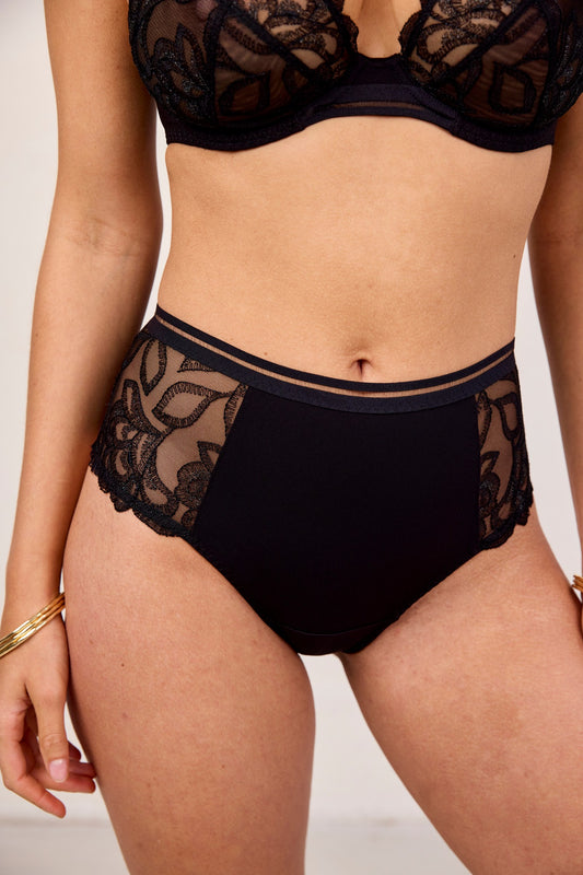 SUBLIME : Tanga taille haut noir grande taille en broderie