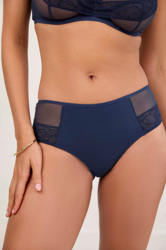 NUDITÉ : Shorty bleu nuit en tulle et en dentelle française
